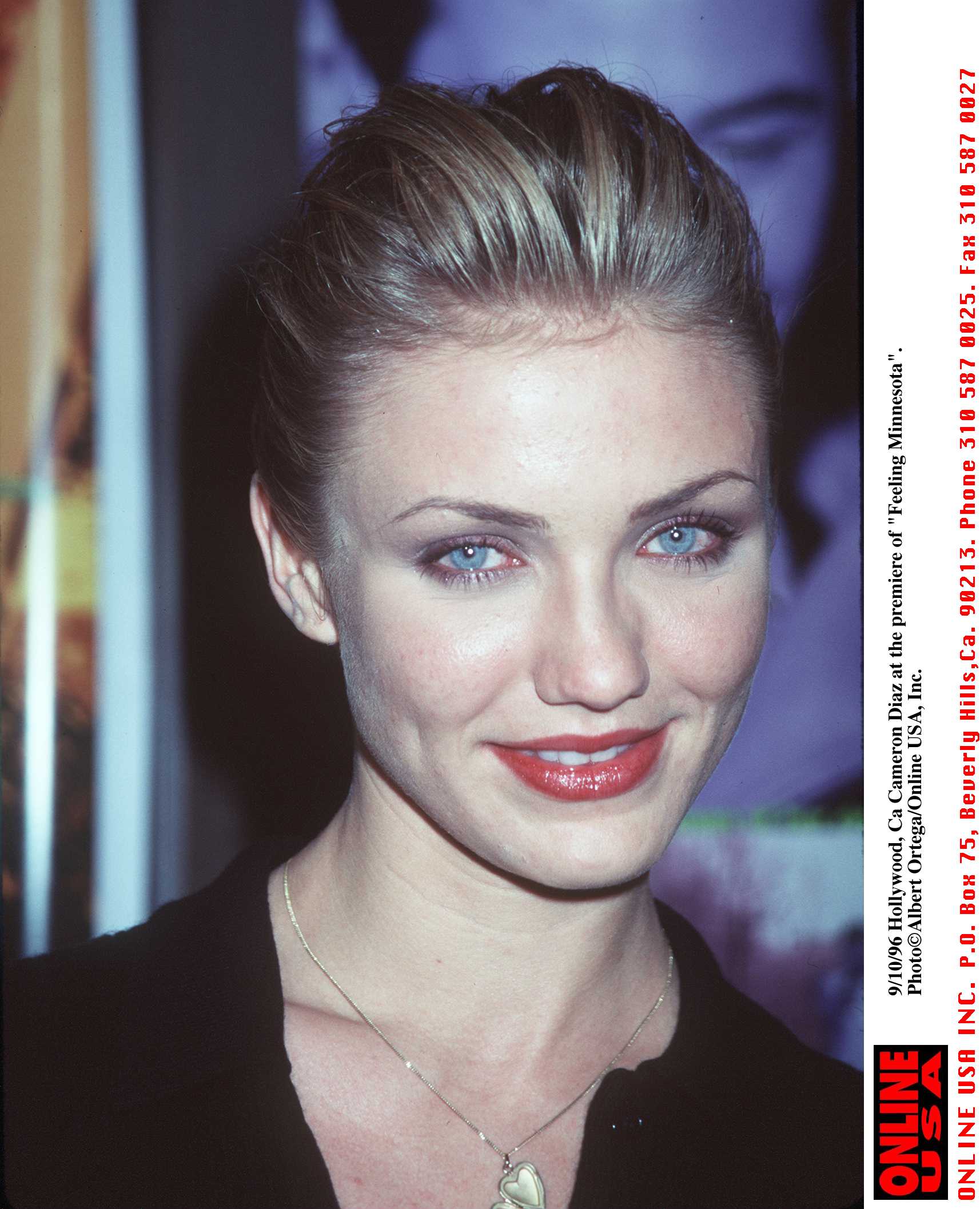1714x2115  Эти винтажные фотографии Кэмерон Диас возвращают нас в 90 -е годы | Стиль Кэмерон Диаз, Кэмерон Диас, Зимний стиль знаменитостей