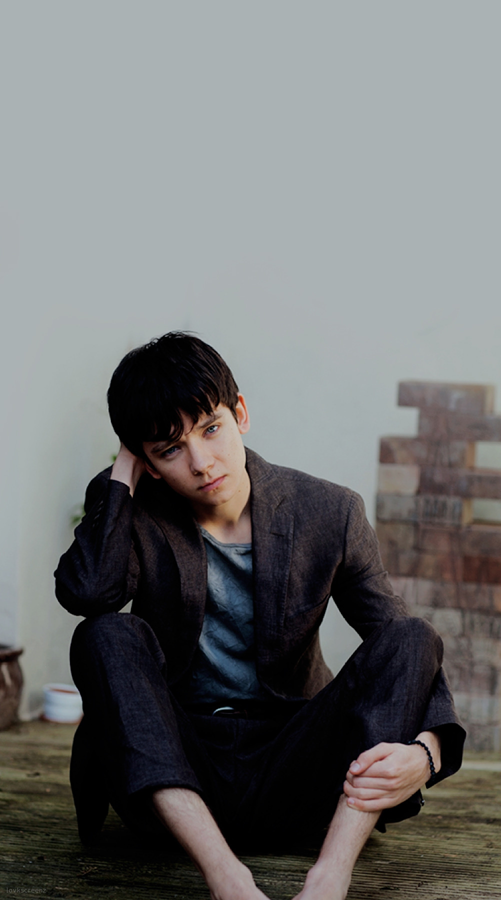 1002x1800  Аса Баттерфилд, Аса Баттерфилд, Фон, HD Телефон Обои | Пикпкс