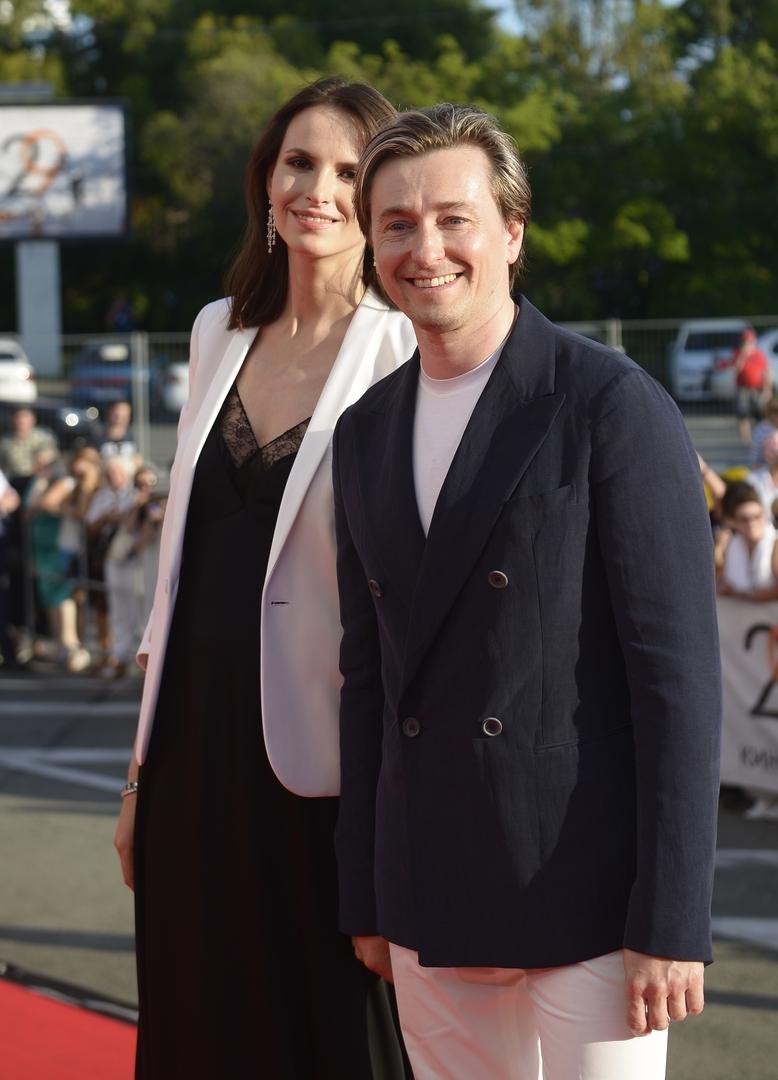 778x1080  Наруто против Саске