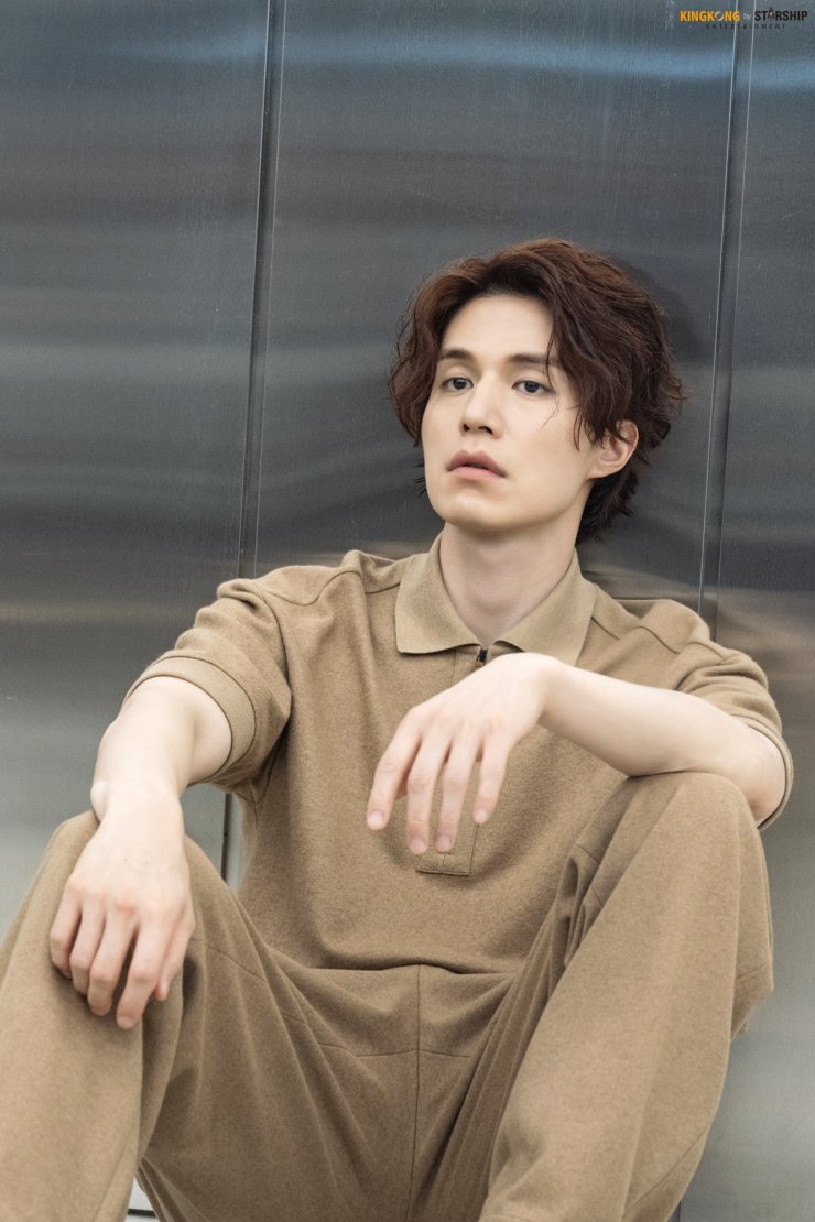 740x1110  Ли Донг -Вук - фотогалерея (이동욱) @ hancinema