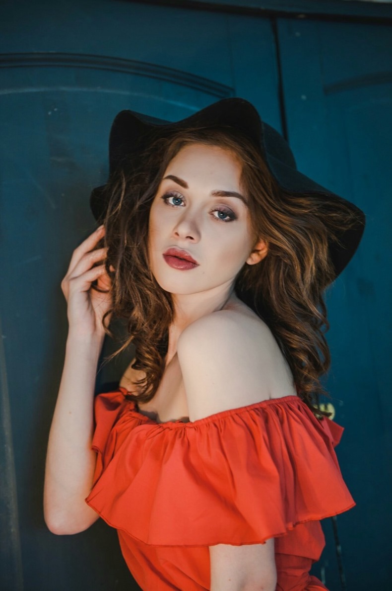 790x1189  Юлия Франц: «Я обращаю внимание на личность парня, а не на его машину»