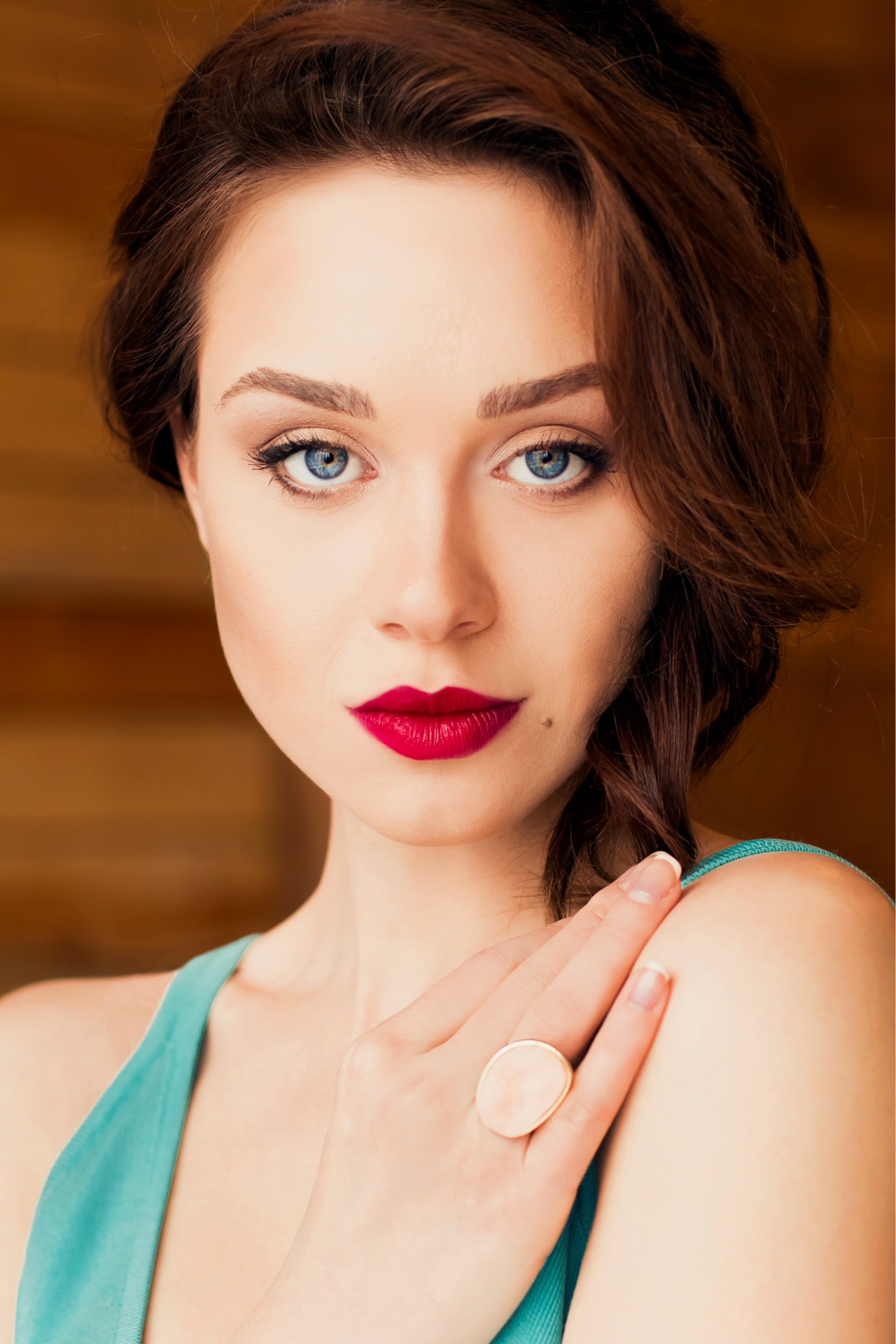 1280x1920  Актриса из «Гоголя» пожаловалась на нехватку постельных сцен