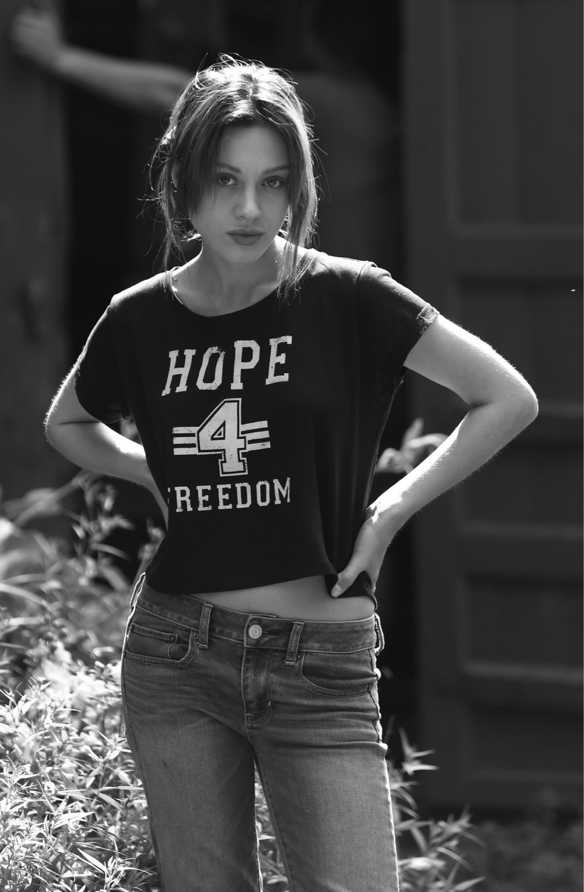 1200x1834  Актриса Юлия Франц - горячие фото из инстаграм