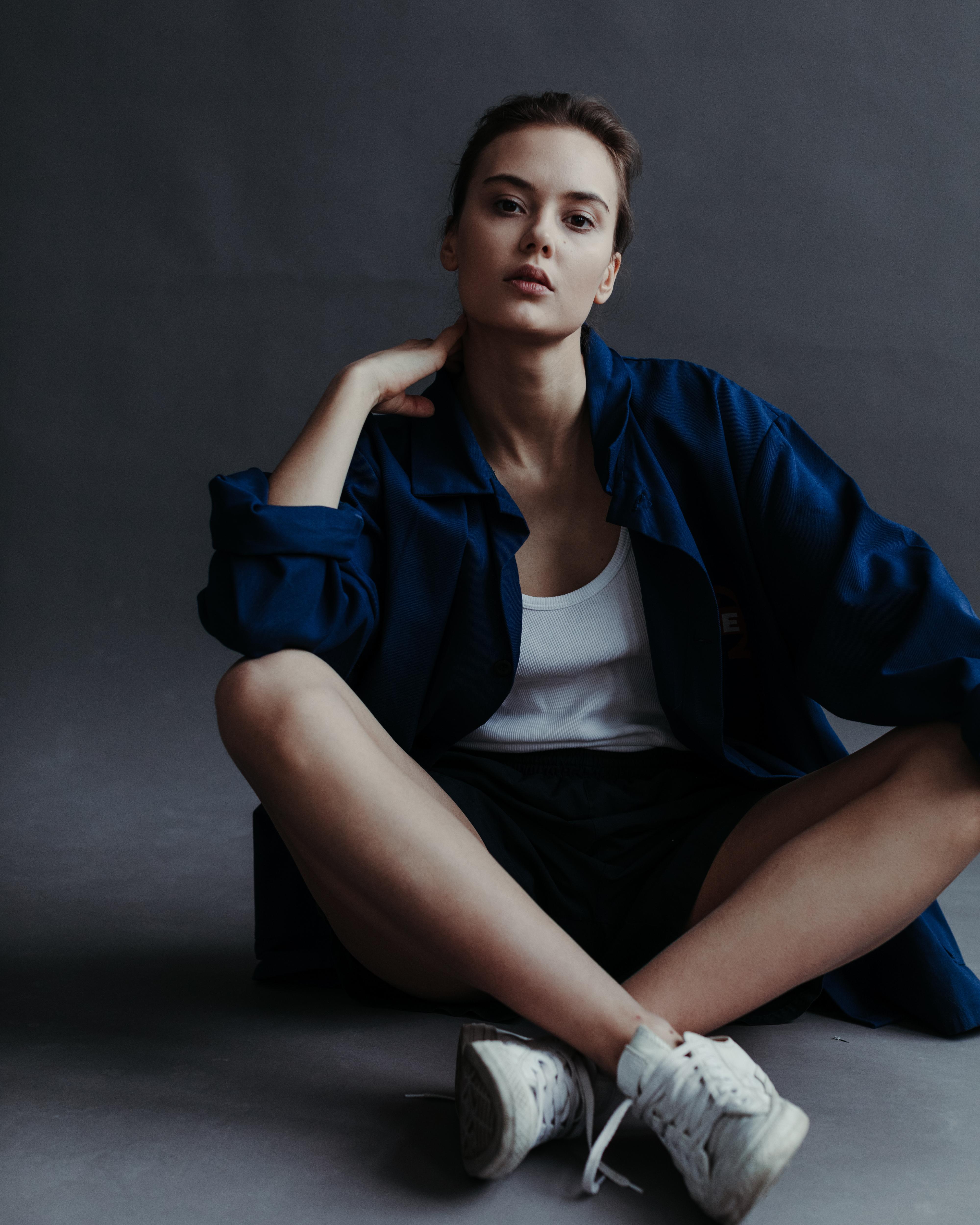 4000x5000  МХТ им. А. П. Чехова: Местные