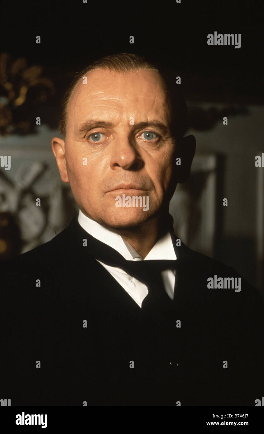 847x1390  Актер сэр Энтони Хопкинс Banque de Photographies et D'Image