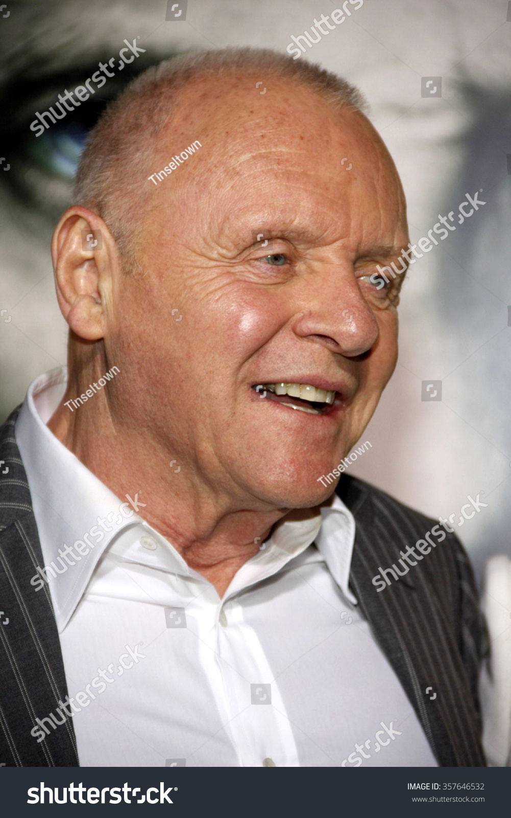 1001x1600  Theâtre acteur célébrité сэр Энтони Хопкинс Банк Де -Фотографии и Д'А.