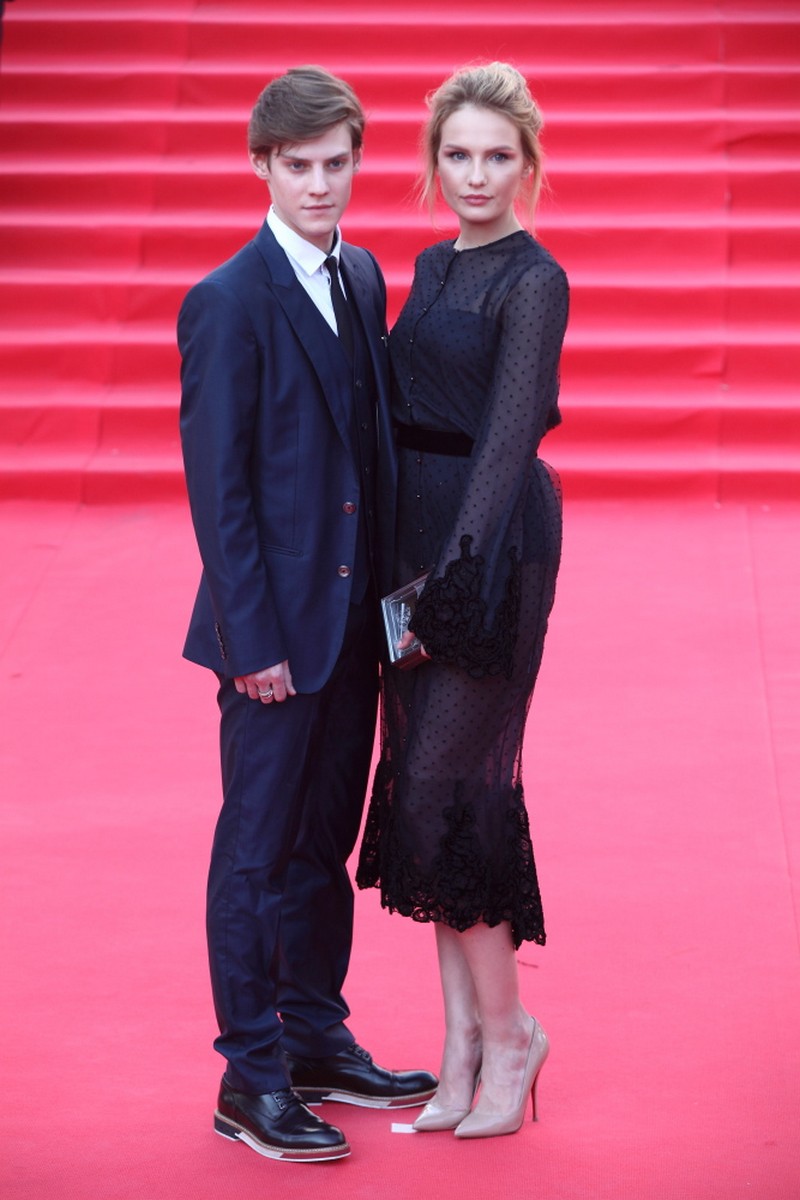 800x1200  Фото: Маруся Фомина (1993) #3744831