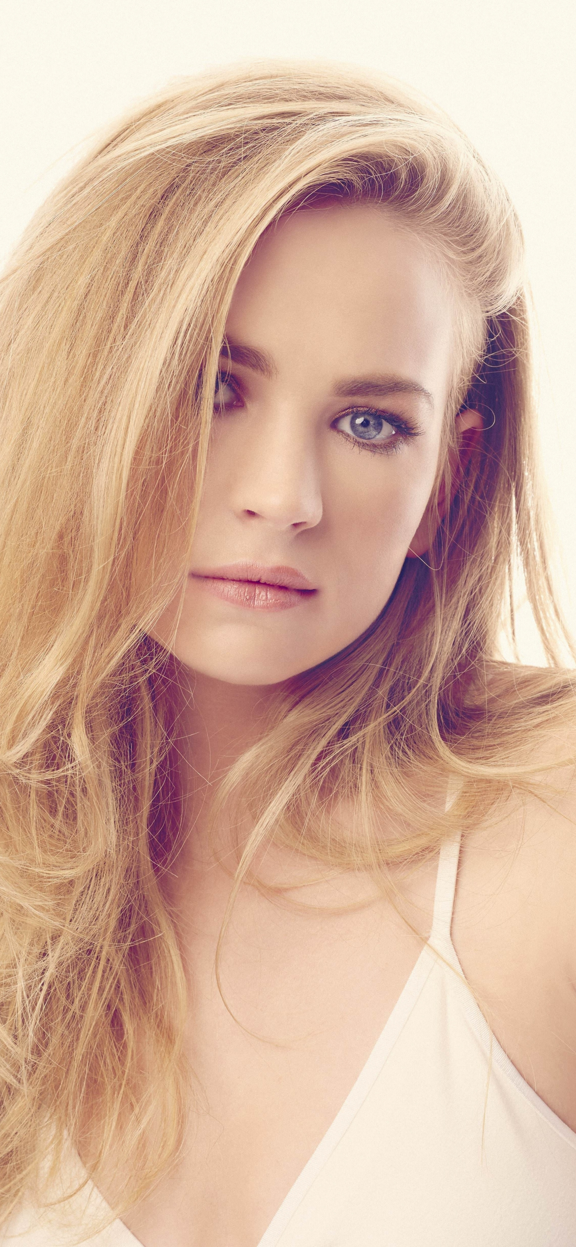 1125x2436  КОМЕЛЯ БРИТТ РОБЕРТСОН ГАЛЕРЕЯ HD FONDOS DE PANTALLA IMágenes Por Shae_36 | Imágenes Españoles Imágenes