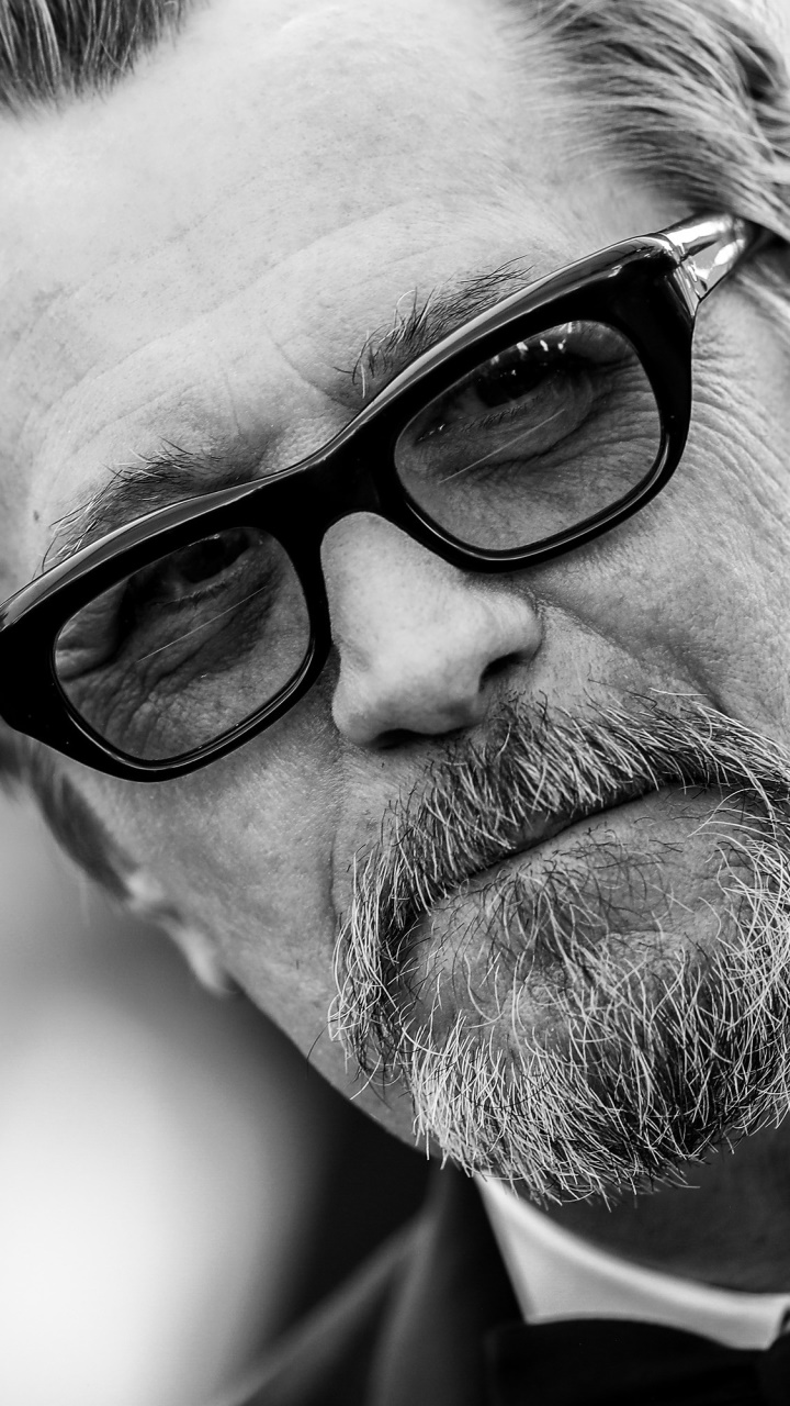 720x1280  Как Гэри Олдман нашел счастье на телевидении - Los Angeles Times