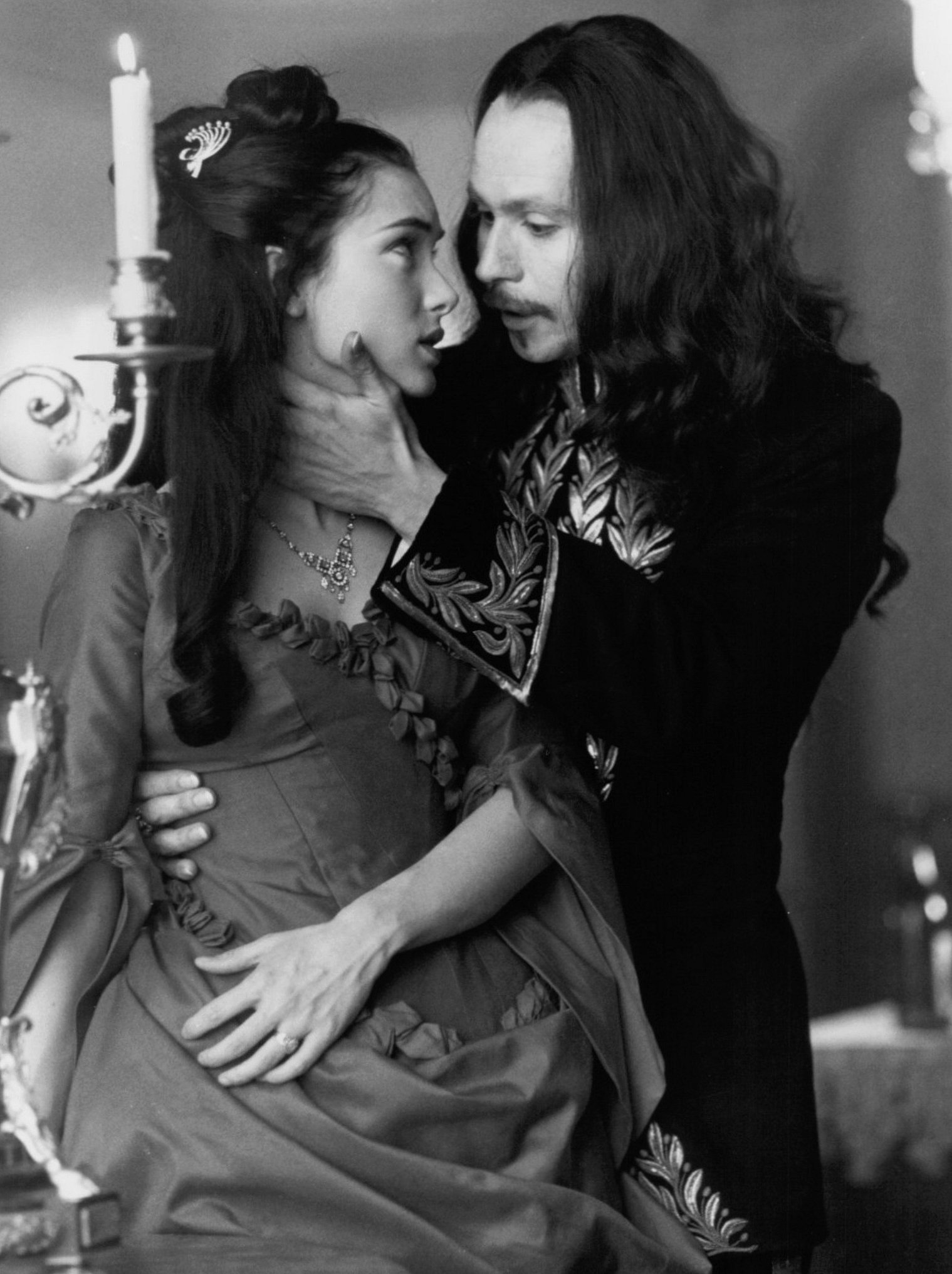 1519x2033  Обои Гэри Олдман - пещера обоев