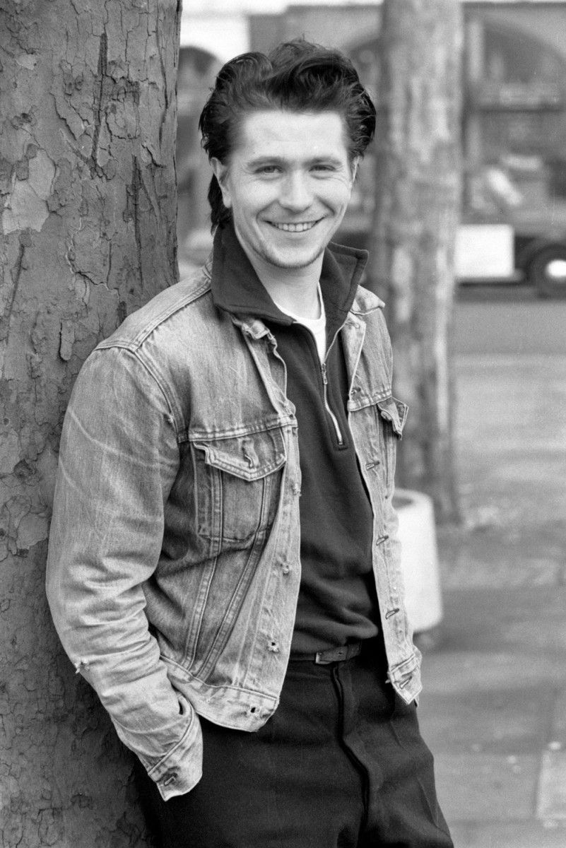 801x1200  Скачать Gary Oldman Leon 4K 8K Free Ultra HD HQ дисплеи изображения фоны изображения обои - getWalls.io