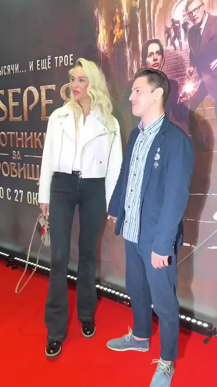 720x1280  Под прицелом: Гела Месхи, Нонна Гришаева и Кирилл Кяро - лайфстайл - 18  октября 2022 - фотографии - Кино-Театр.Ру