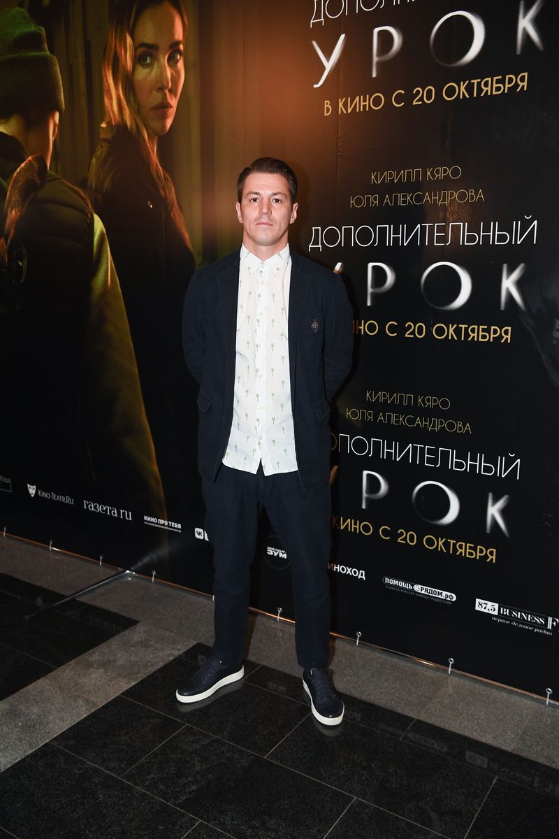 800x1200  Гела Месхи встречается с бывшей женой солиста Uma2rman Сергея Кристовского  | STARHIT