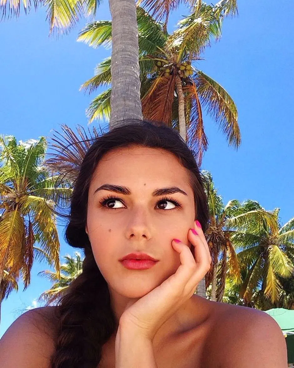 940x1175  Я умираю и воскресаю»: Анфиса Черных стала новой ведущей шоу «Орел и решка»