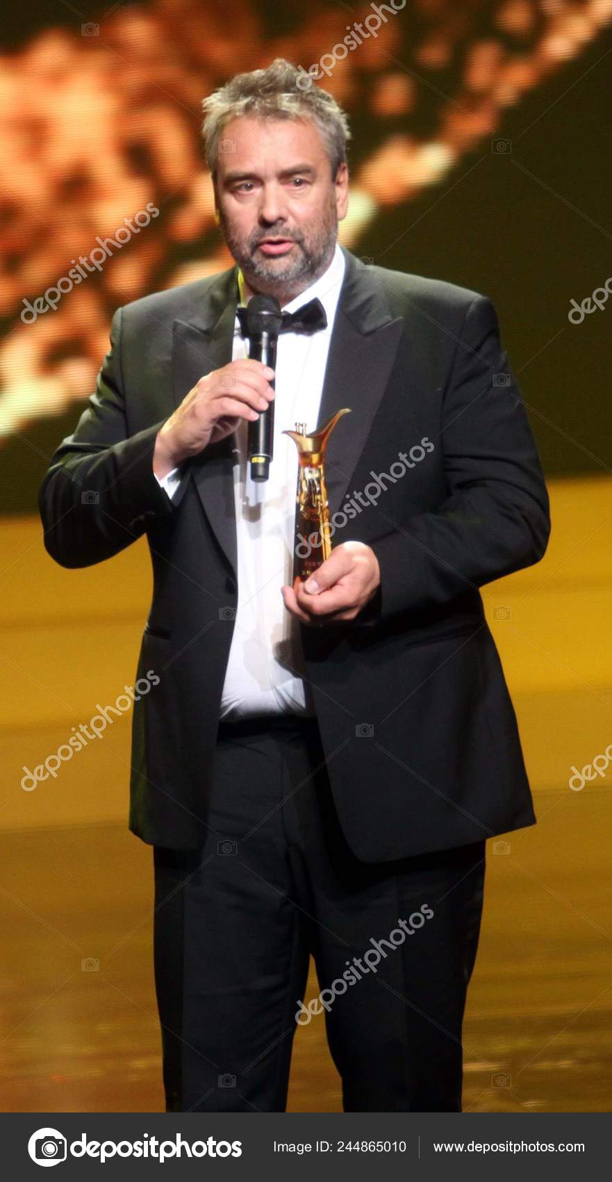 881x1700  Артур и невидимые / Артур Уинд ими Минимаис, Люк Бессон, Europa Corp, HD обои | Пикпкс