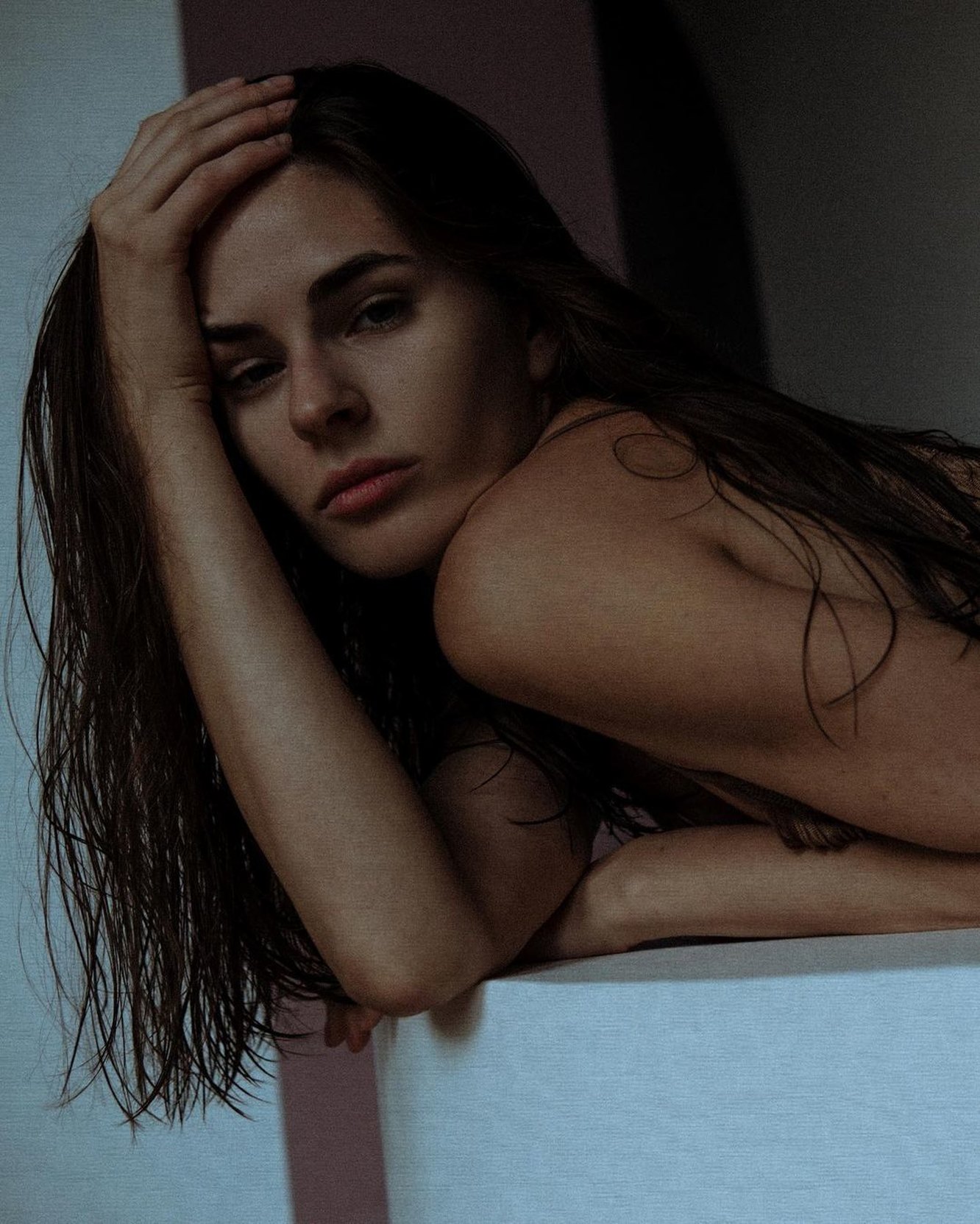 1332x1663  Елизавета Шакира: «Я влюбляюсь во всех, с кем работаю»