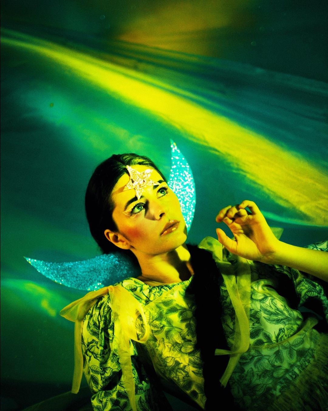 1080x1350  Кем я должна быть, чтобы придумать такой псевдоним?»: Лиза Шакира о  подлинности своей фамилии - лайфстайл - 23 мая 2022 - Кино-Театр.Ру