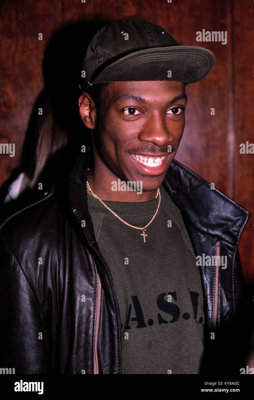 885x1390  Retronewsnow в Твиттере: \ "📼eddie Murphy's Stand-Up Special Special" Delrious "был выпущен на VHS 36 лет назад, 30 августа 1983 г. https: //t.co/s1xilpa3sw \"/Twitter