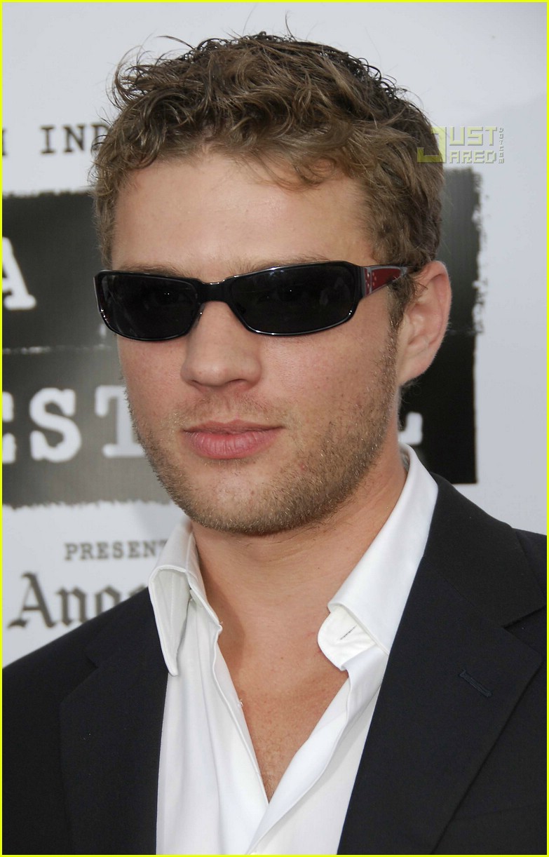 783x1222  Риз Уизерспун празднует 21 -й день рождения дочери Авы Филиппа с новой Fookalike Photo | Allure