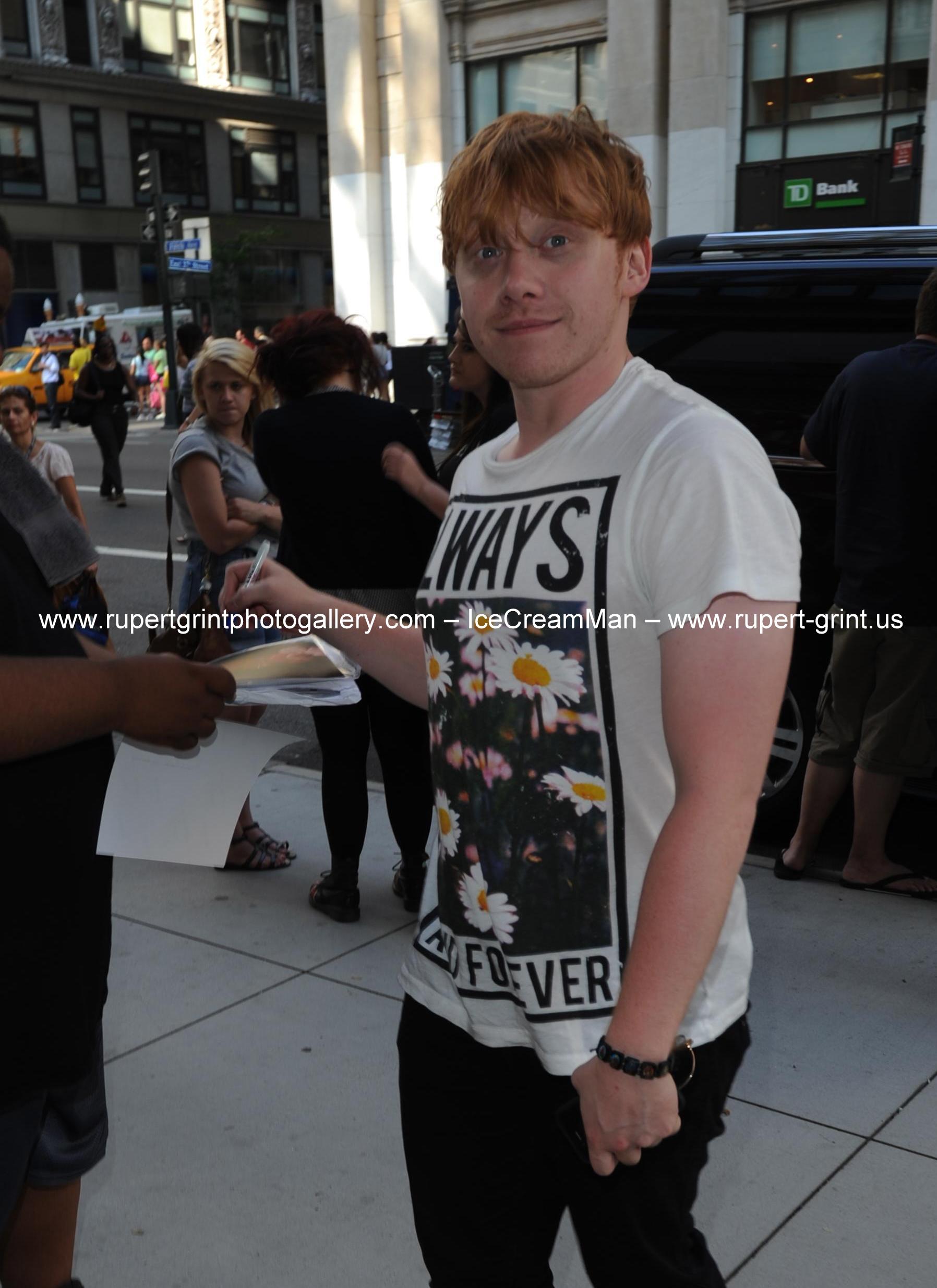 1796x2470  Даниэль Рэдклифф Эмма Руперт Гринт Hi -Res stock Photography и Images - Alamy