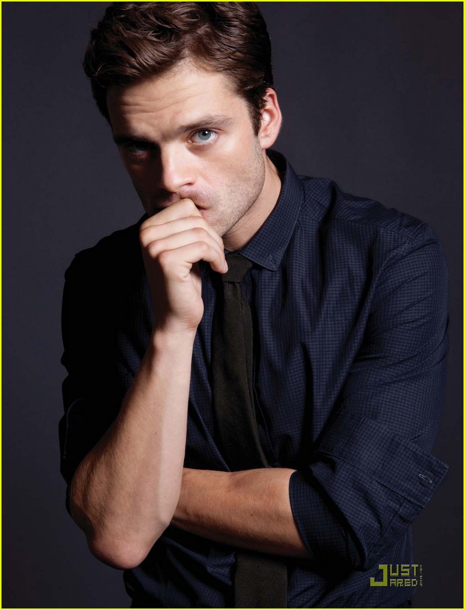 933x1222  NS Celebs обои в Twitter: \ "Sebastian Stan Wallpaper 💜fav, если вам нравится, если вы сохраняете 💯print, если вы используете 🌹ns🌹 #sebastianstan # обои https: //t.co/ionublohn4 \"/твиттер