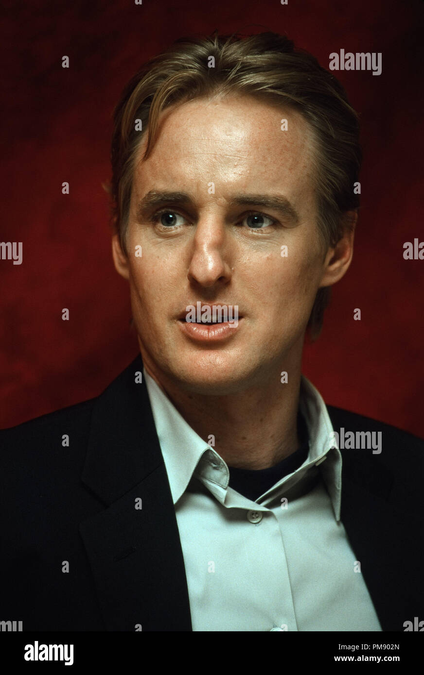 872x1390  Дженнифер Энистон, Оуэн Уилсон, Питер Богданович - Фотографии Дженнифер Энистон и Оуэн Уилсон - Зимбио