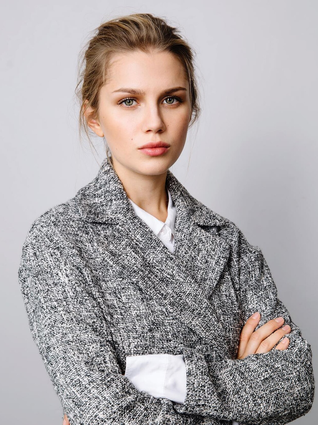 1080x1440  Мельникова вылила боль из-за ситуации со Смольяниновым*: «Сломано все.  Надежды, планы, связи» | STARHIT