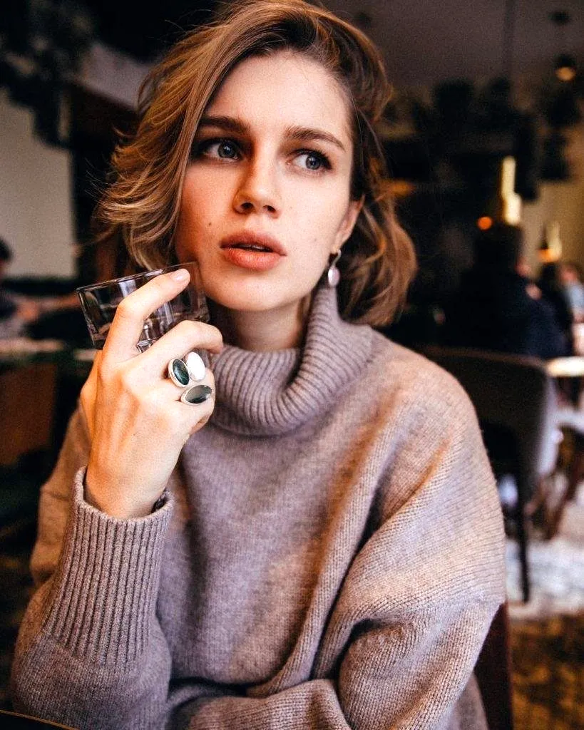 819x1024  Дарья Мельникова поделилась лайфхаком - Звезды - WomanHit.ru