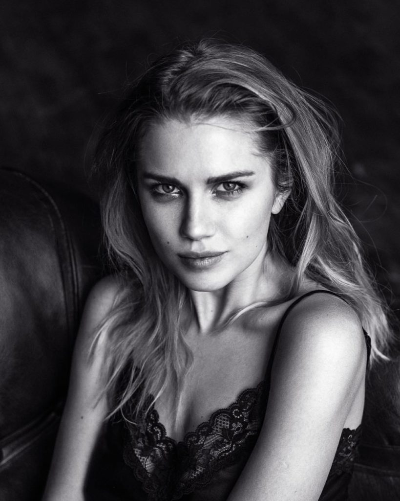 819x1024  Дарья Мельникова: «Модельный бизнес — это хорошо, но до определенного  возраста» | Нижегородская правда