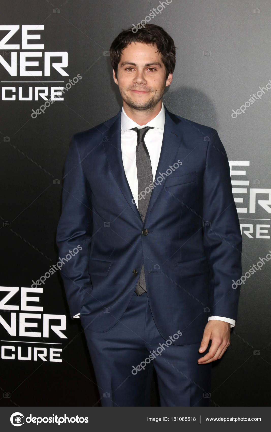 1067x1700  Дилан О'Брайен ведет переговоры со звездой в постпокалиптической драме \ "Проблемы с монстрами \" | Подростка Vogue