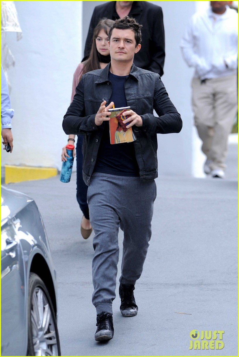 817x1222  Orlando Bloom Cabeloestilo jovem foto compartilhado por de Witt | Português de partilha de Imagens Imagens