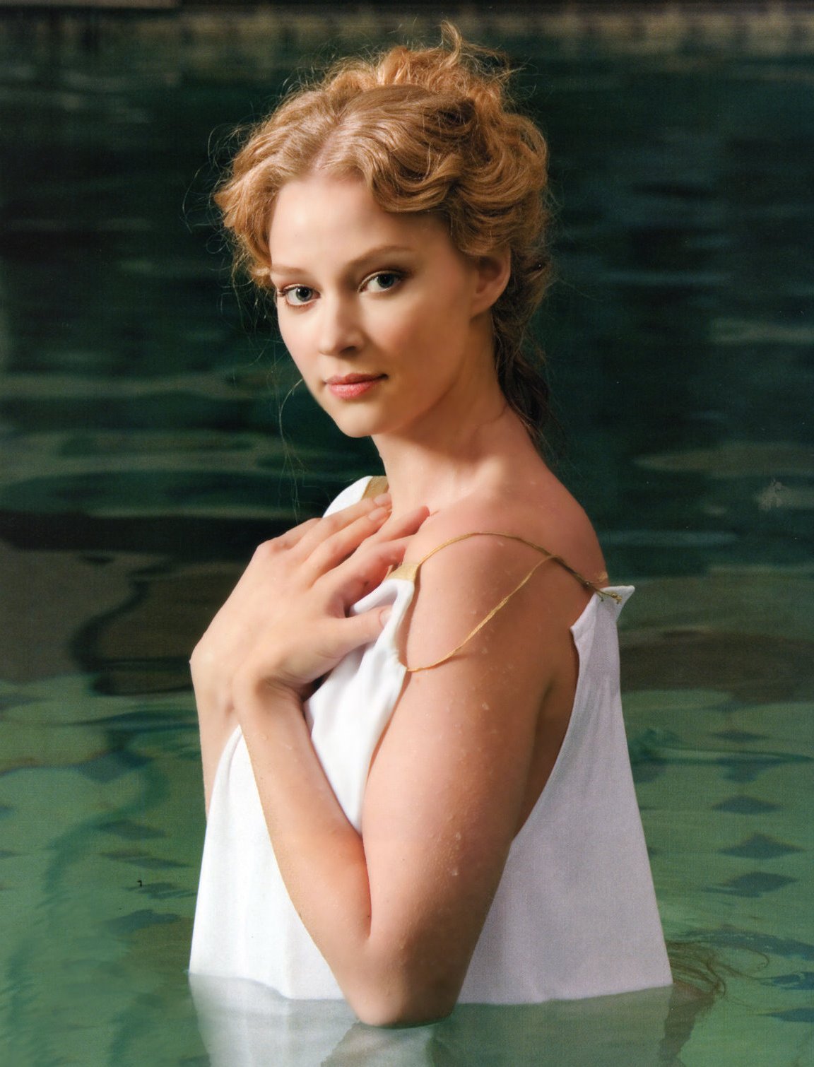 1152x1510  Светлана Ходченкова - Svetlana Hodchenkova фото №1270526 - Светлана  Ходченкова на открытии выставки Bvlgari в Москве // 07.09.2018