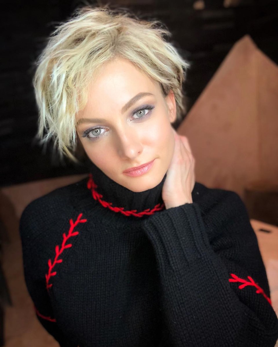 960x1200  Полина Максимова - биография и личная жизнь актрисы