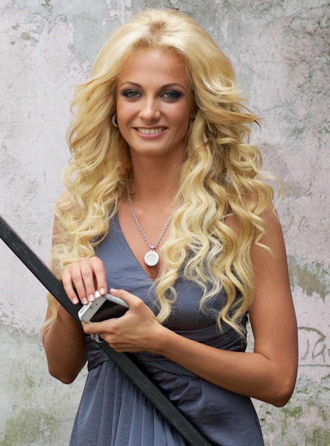 1111x1500  Полина Максимова - Polina Maksimova фото №1288551 - Полина Максимова - XIX  кинопремия «Золотой орёл» | 22.01.2021