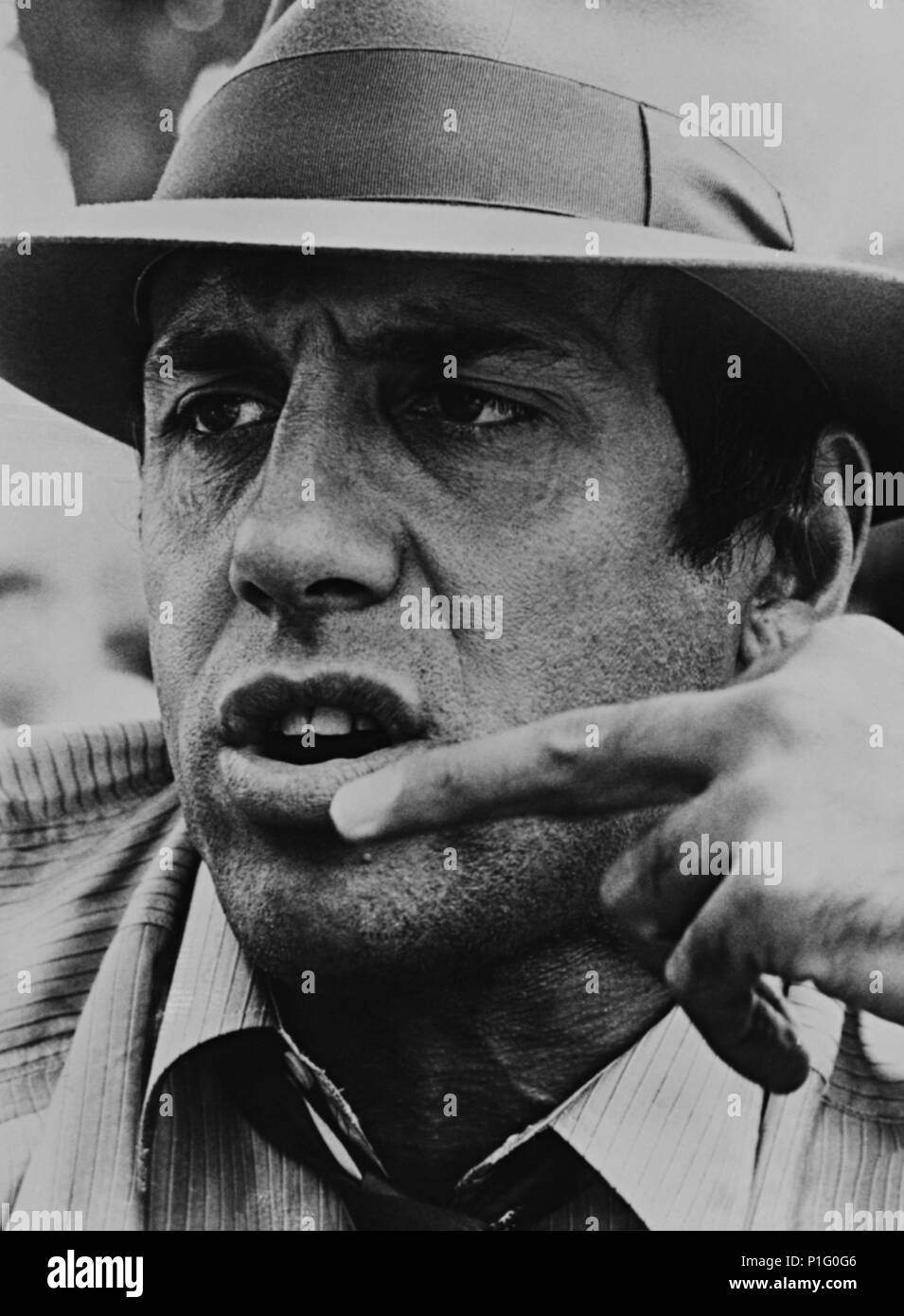 955x1390  Adriano Celentano ist ein italienischer sänger -fotos und -bildmaterial в Hoher auflösung -Alamy