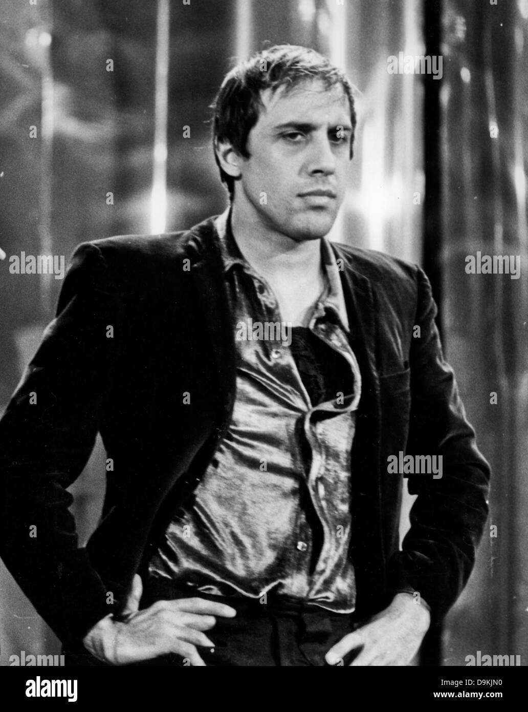 1032x1390  Мирандолина: Клаудия Мори, Адриано Члентано, Паоло Вильяджо, Марко Мессери, Паоло Кавара, Пьетро Инноцензи: Amazon.de: Prime Video