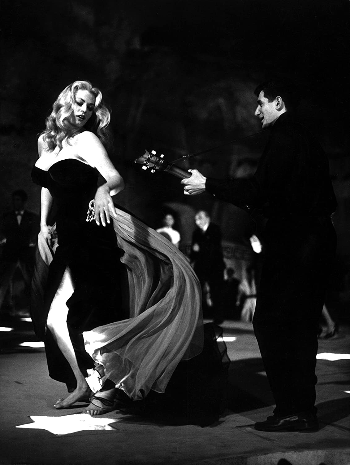 1131x1500  Wer Streamt Hihihilfe, Sie Liebt Mich? Фильм онлайн Шауен