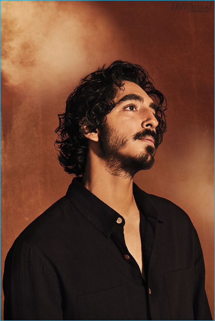 736x1098  Dev Patel продает режиссерский дебют «Monkey Man» Netflix за 30 миллионов долларов США.