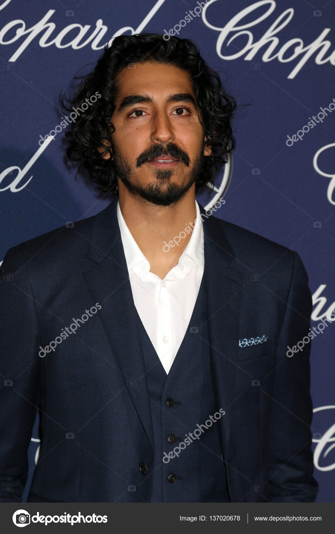 1067x1700  Celebust Dev Patel Spl Papel de Parede foto compartilhado por kaylil_23 | Português de partilha de Imagens Imagens