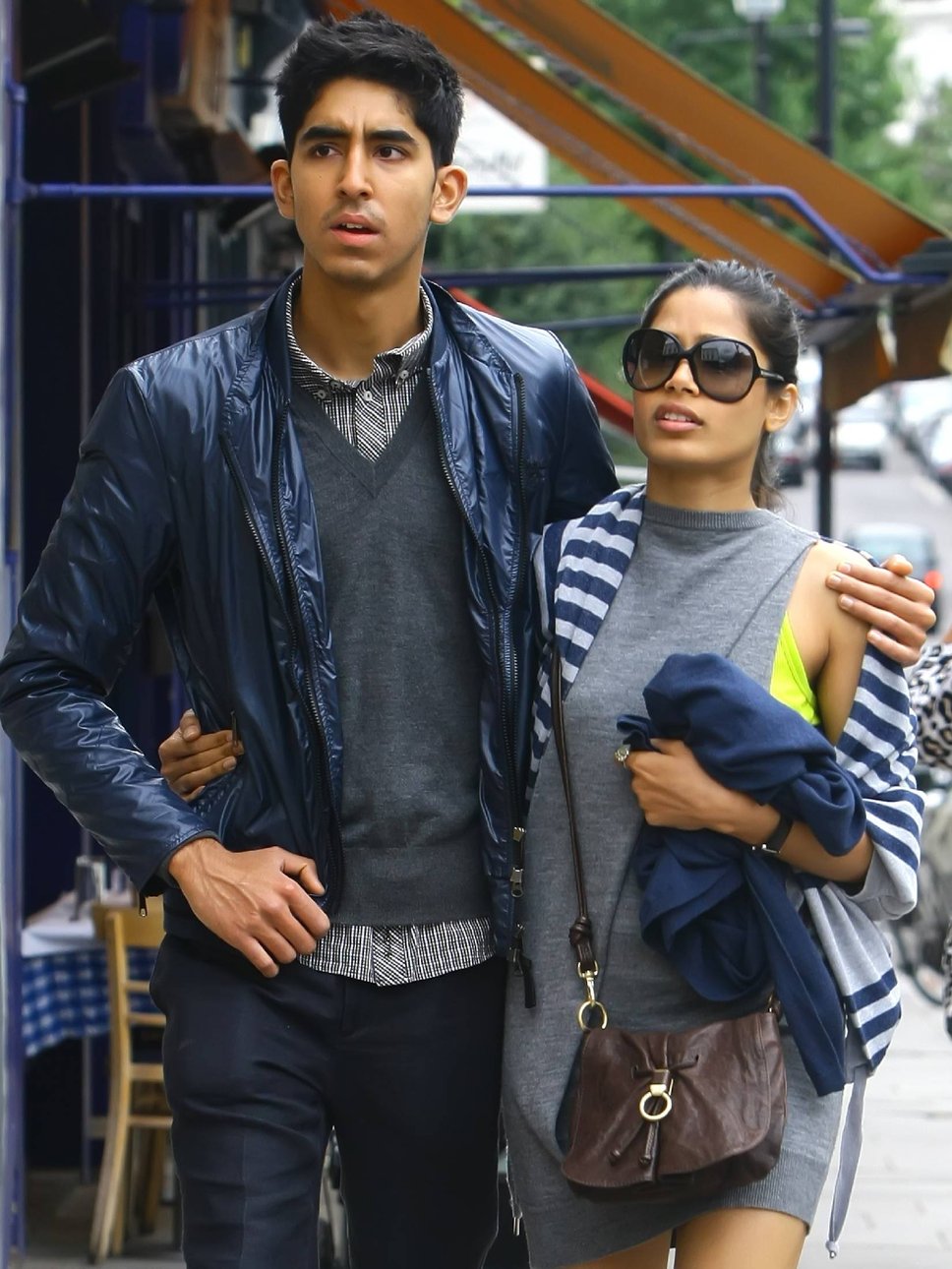 968x1290  Дев Патель освоил двухбортный костюм | GQ