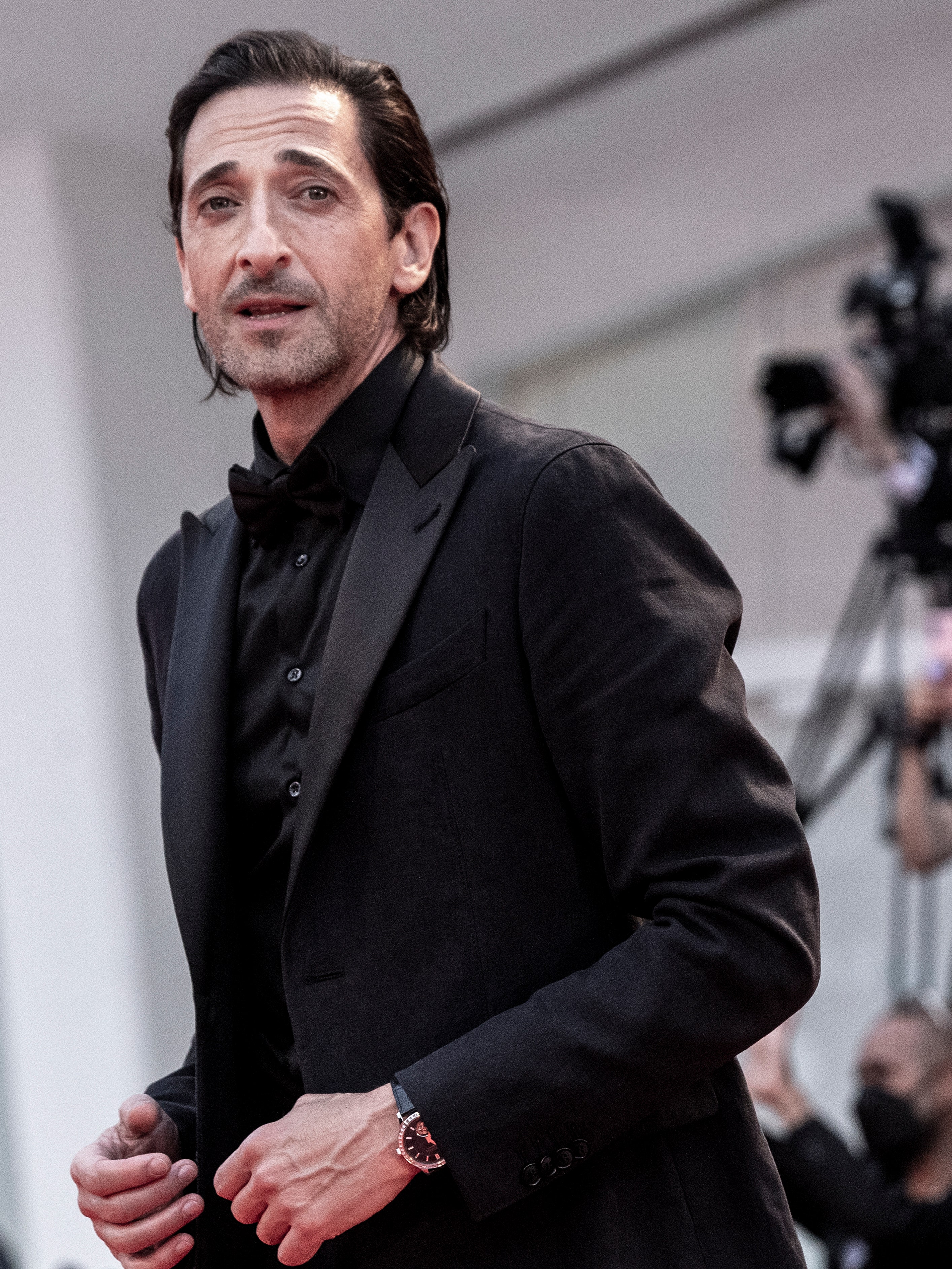 2828x3771  Adrien Brody Founds HD Обои | Pxfuel