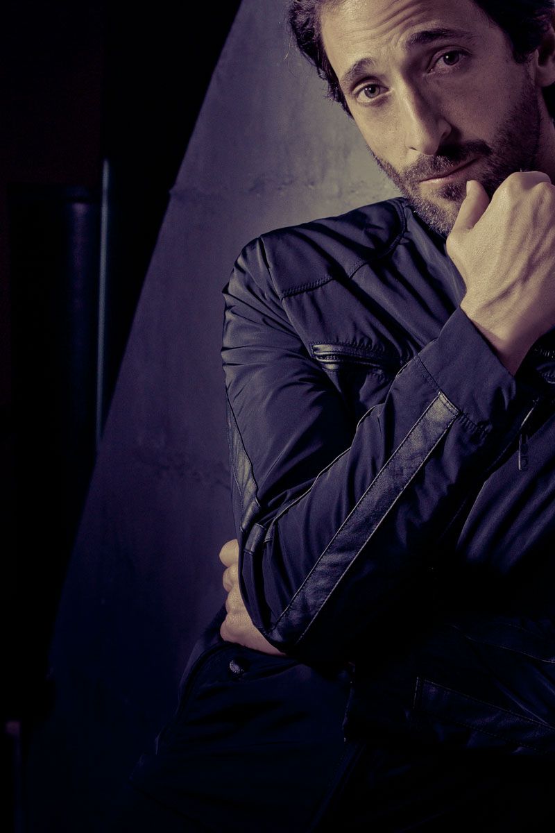 800x1200  Адриен Броди на «последовательности», играя Пэт Райли и темную сторону выигрыша Оскара | GQ