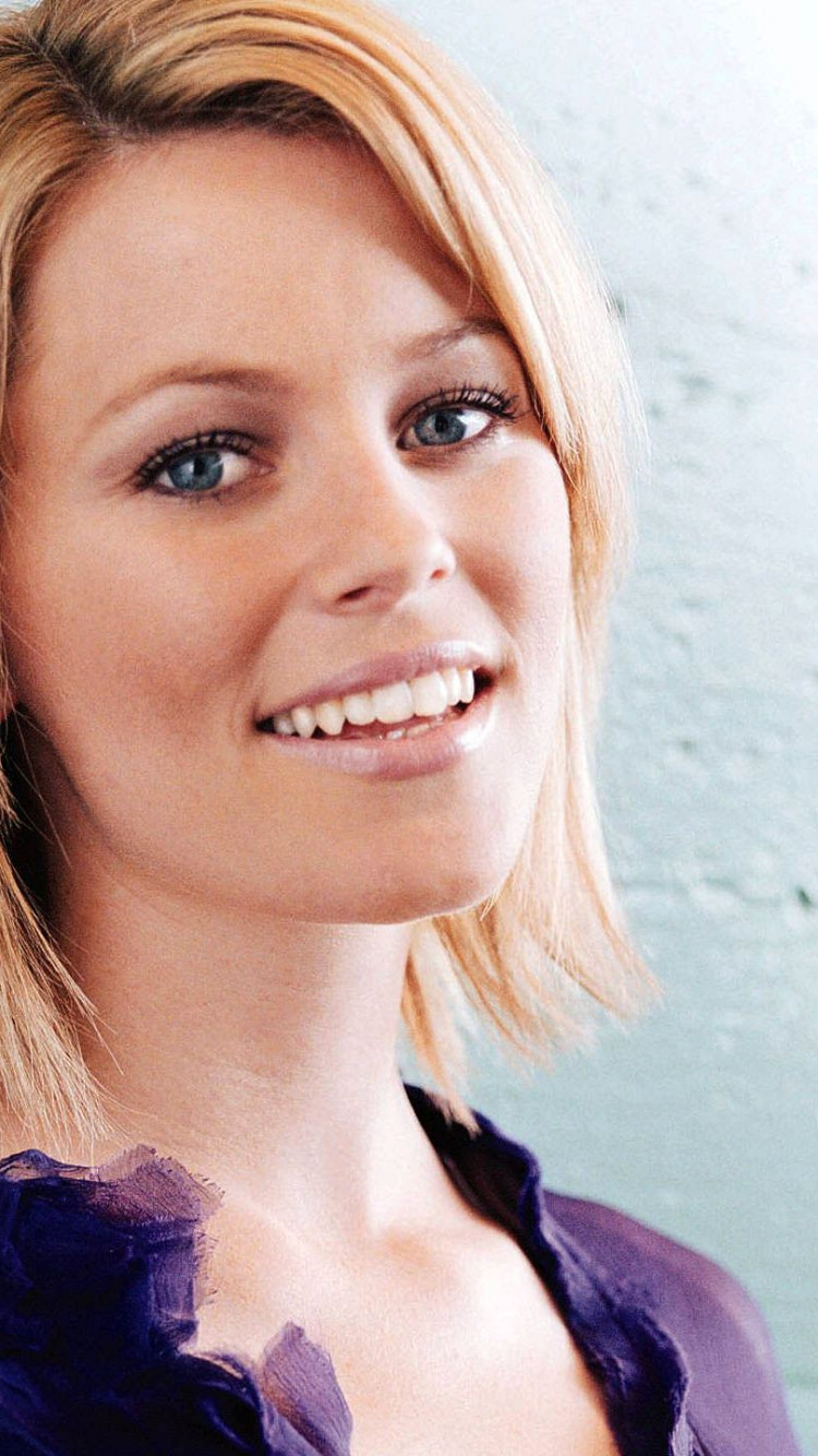 750x1334  Элизабет Бэнкс Фото 2 из 428 фото, обои - Фото № 9291 - место2