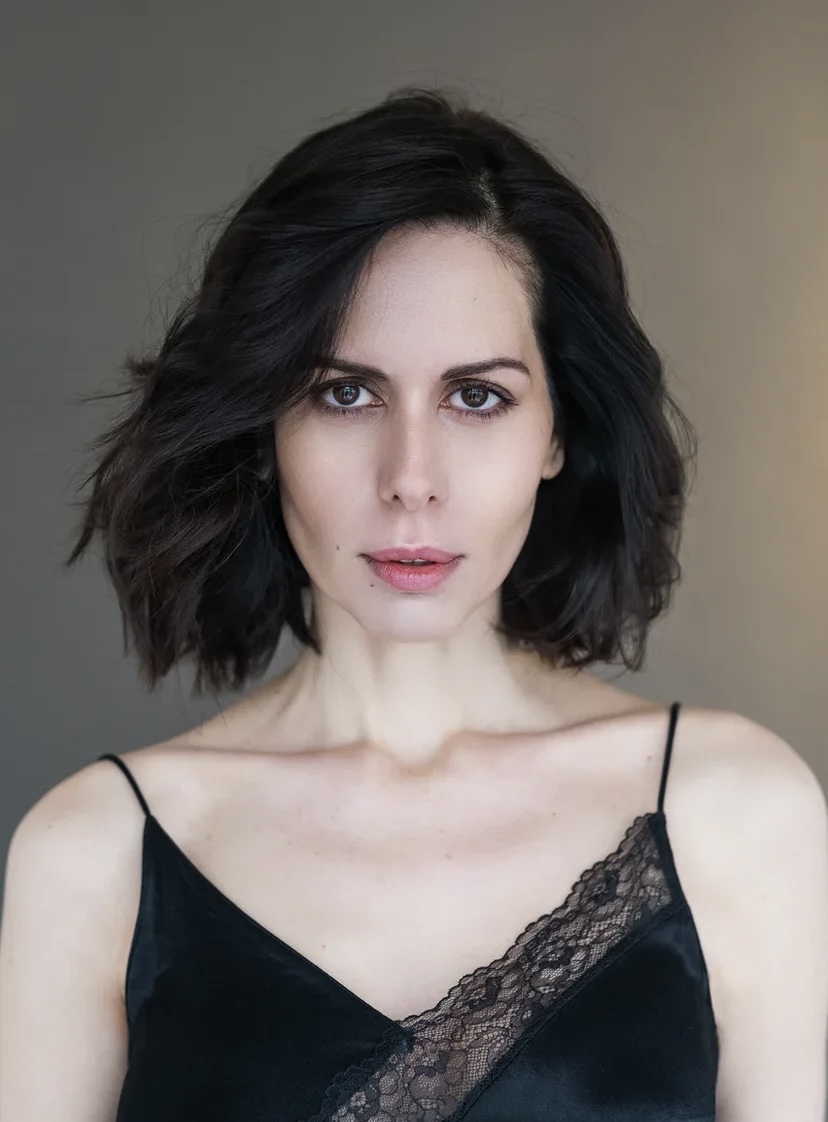 828x1122  Сабина Ахмедова: «Мне необходимо иногда быть одной»