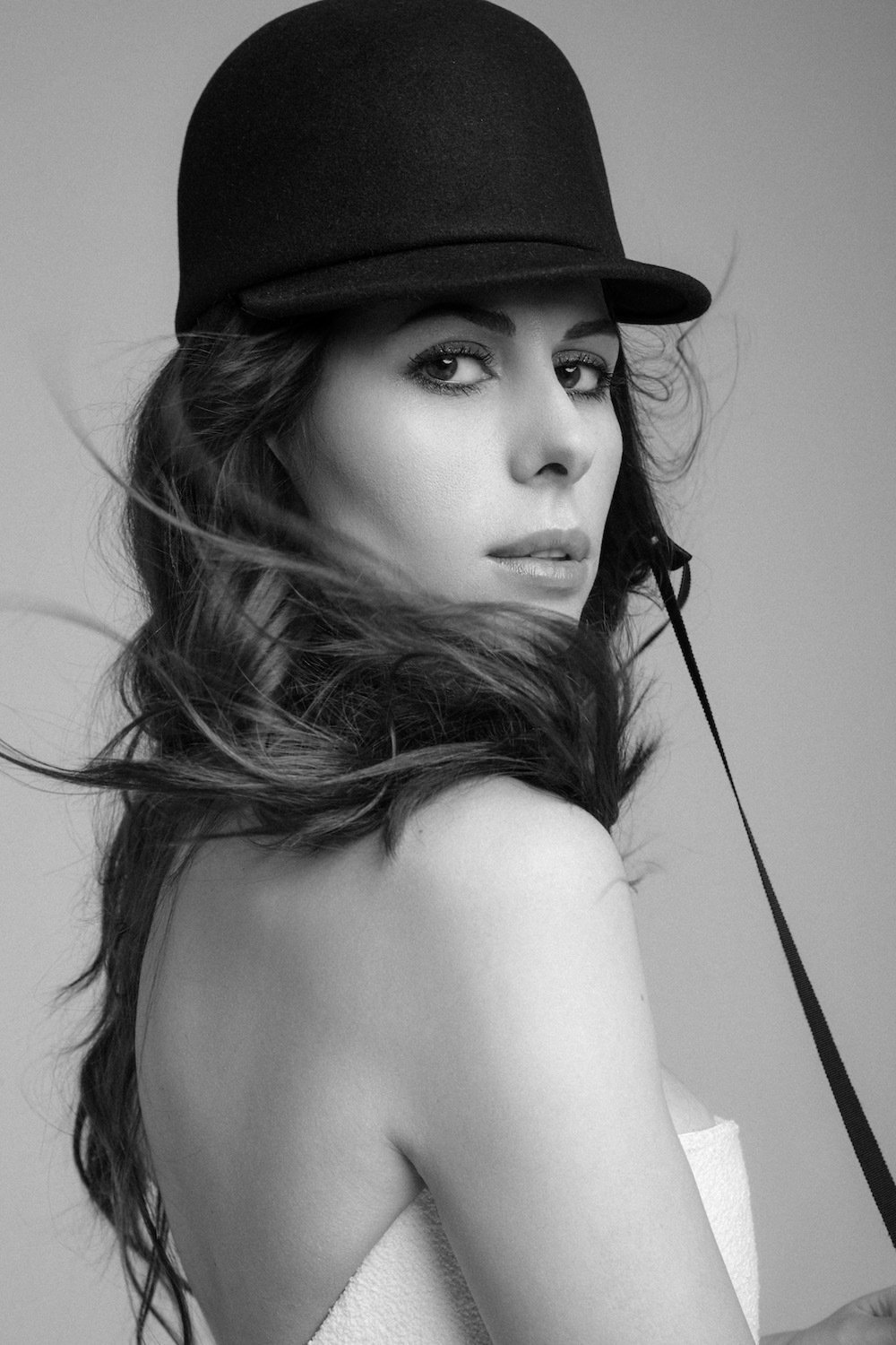 1000x1500  Это самое дорогое для меня существо!»: По кому тосковала Варнава в отпуске  - 7Дней.ру