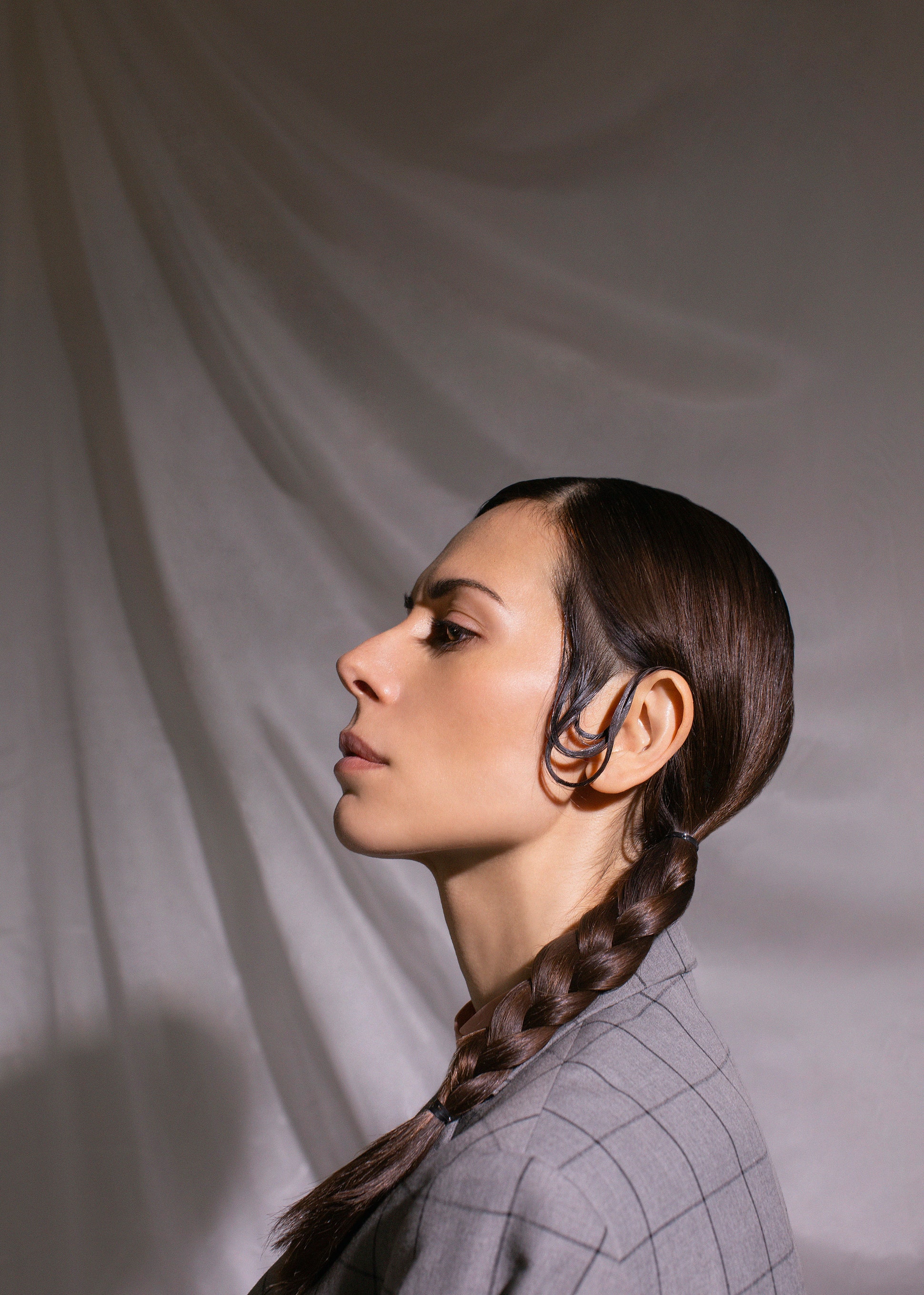 1940x2716  Самара | Собчак и Мороз померились декольте на премьере «Содержанок-2» -  БезФормата