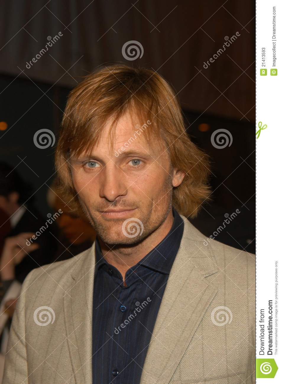 954x1300  Фильм, преступления будущего, Леа Сейду, Вигго Мортенсен, Кристен Стюарт, HD обои | Пикпкс