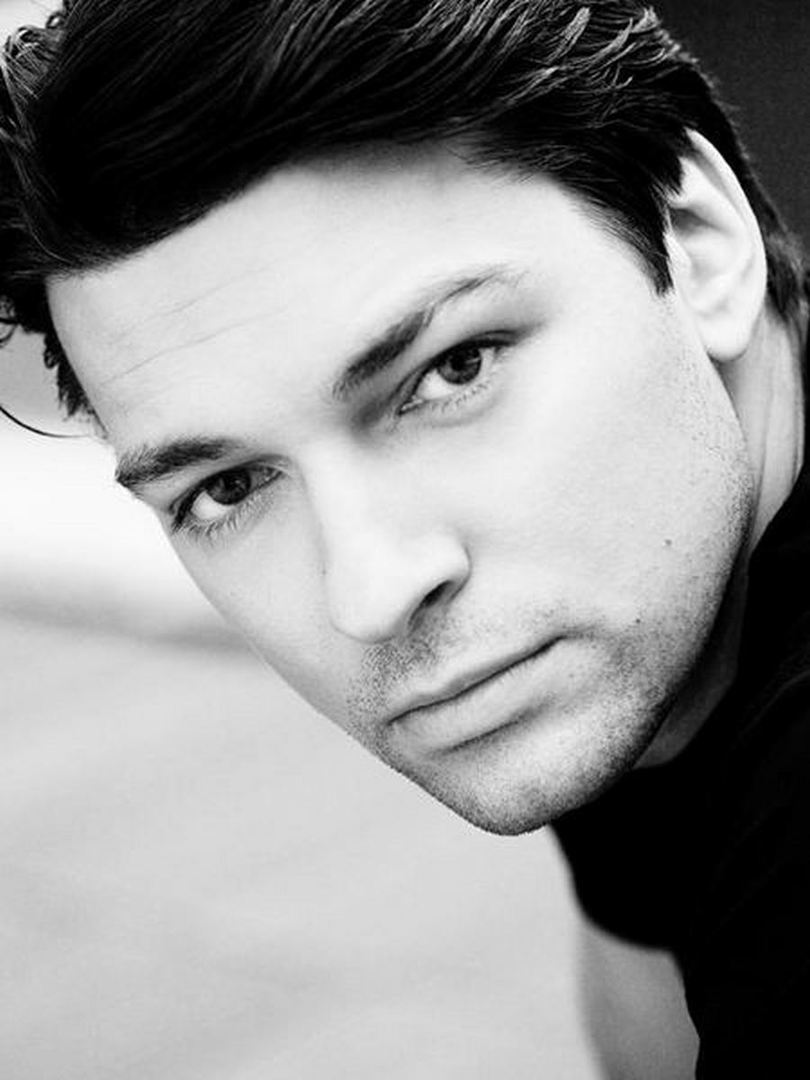 810x1080  Daniil Strahov- Даниил Страхов | Актрисы, Красивые мужчины, Знаменитости