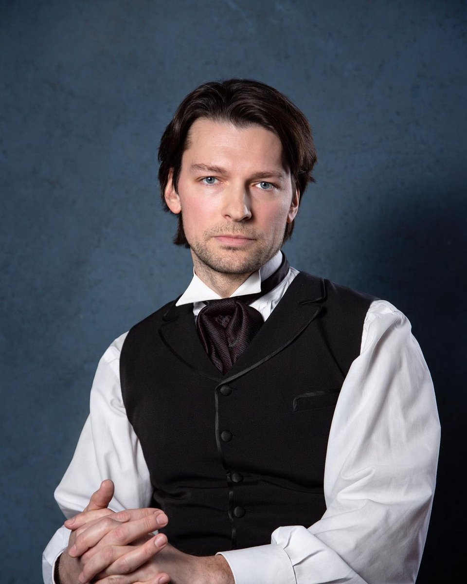 960x1200  Страхов Даниил