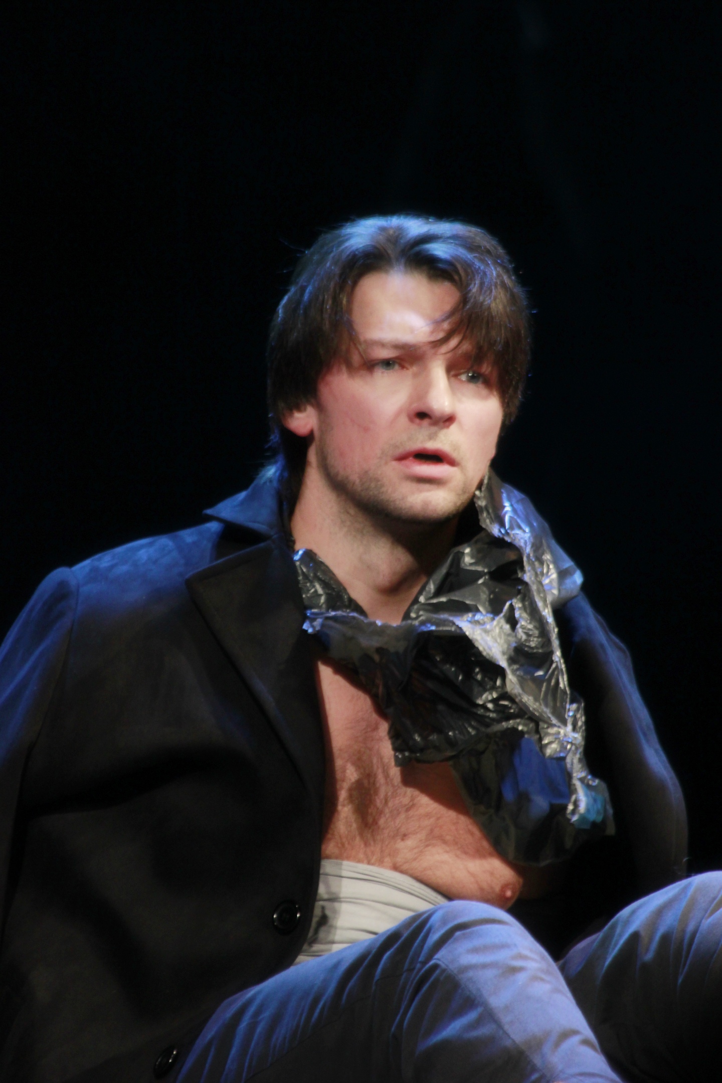 1440x2160  Двойной удар: Даниил Страхов за несколько месяцев потерял отца и мать |  WOMAN